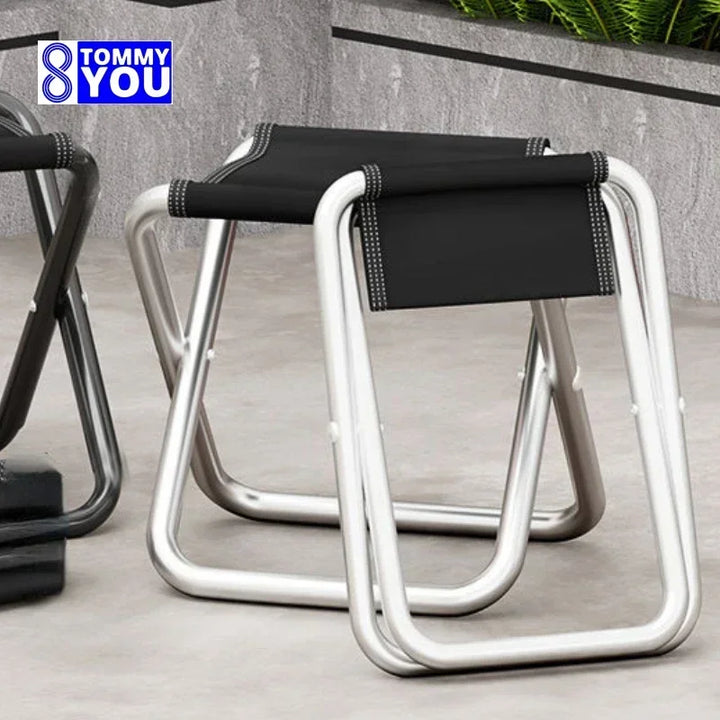 FOLDING CHAIR