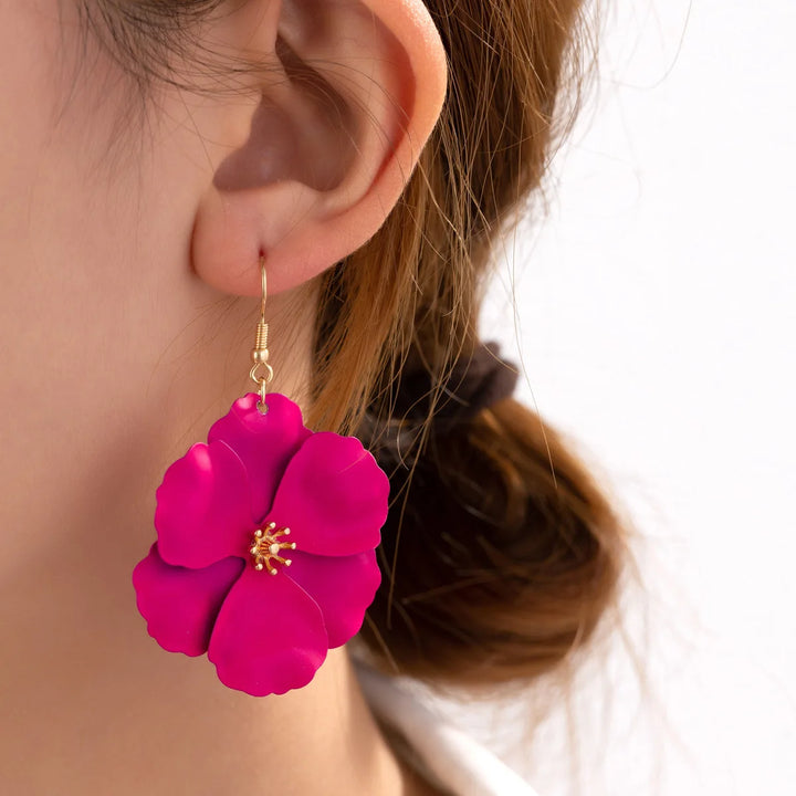 PETAL FLOWER EARRING